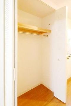 収納　クローゼット