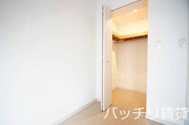 収納　別号室タイプの為、現状を優先致します。