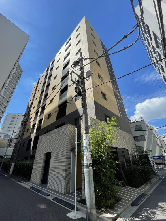 1LDK Mansion in Chiyoda, Tokyo