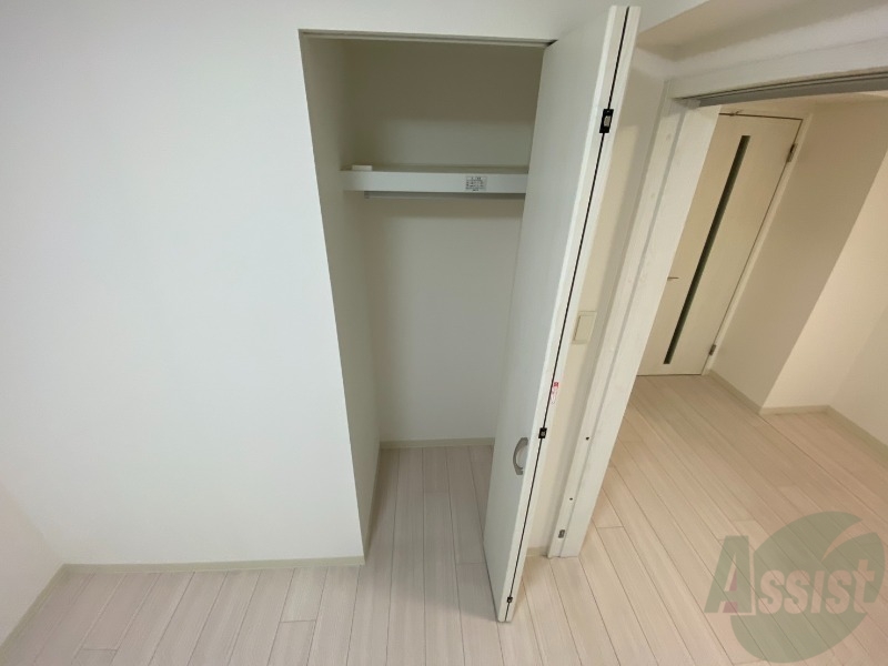 収納　寝室の収納です。部屋がすっきり片付きます。