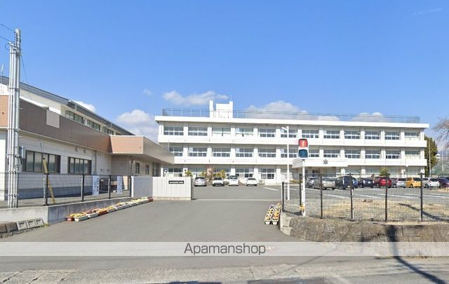 中学校　富士市立吉原第二中学校（中学校）まで850m