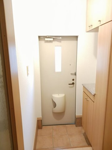 玄関　シンプルで使いやすい玄関です