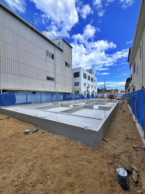 建物外観　外観（建設中）