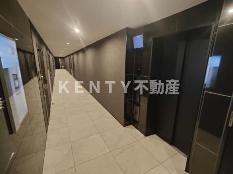 ロビー　建物の内部です