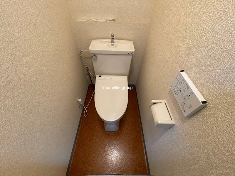 トイレ　反転別部屋参考になります。