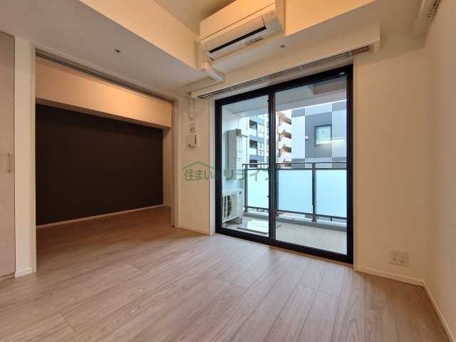 ビエラコート日本橋久松町の居間写真