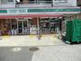 コンビニ　ローソンストア100亀有南口店（コンビニ）まで581m