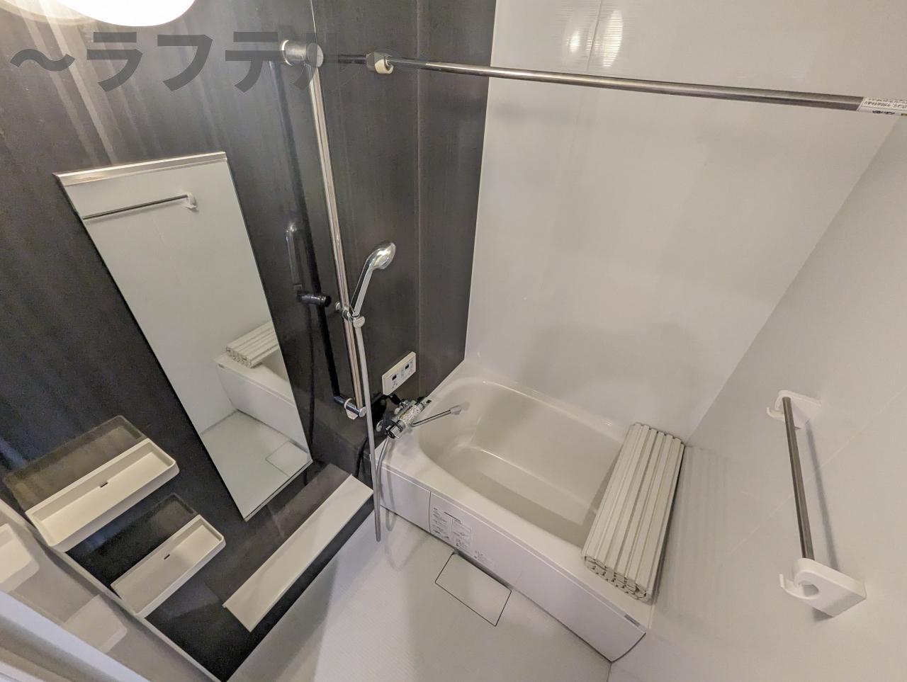 バス・シャワールーム　同メーカー　別部屋イメージ写真