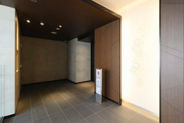 東京メトロ日比谷線 八丁堀駅 徒歩3分 12階建 築7年の外観写真