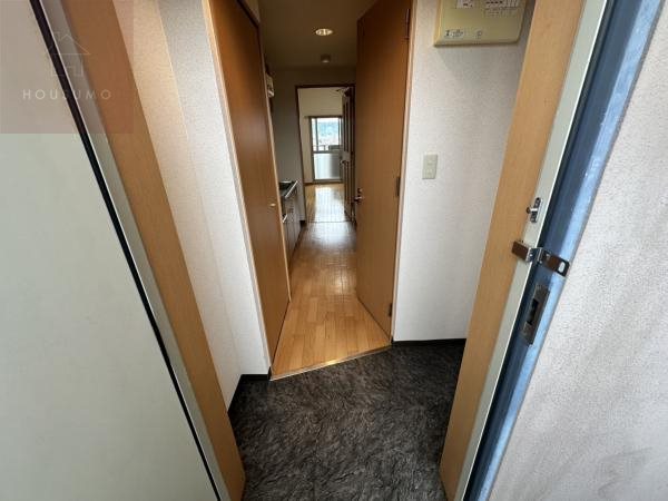 玄関　落ち着いた玄関です
