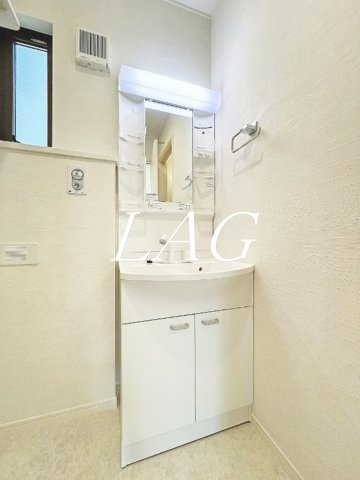 洗面設備　洗面台です。