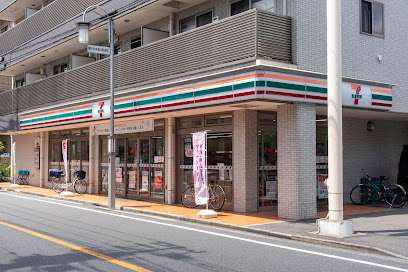 コンビニ　セブン-イレブン 練馬春日町１丁目店（コンビニ）まで289m