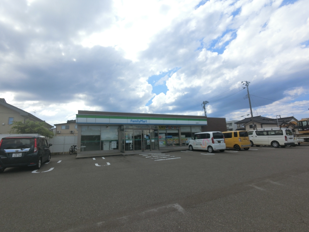 コンビニ　ファミリーマート 柏崎扇町店（コンビニ）まで429m