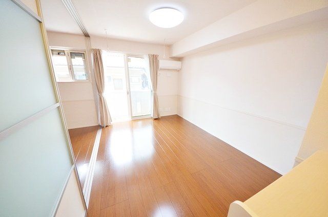 居室・リビング　★お部屋探しは株式会社タウンハウジング東京まで★