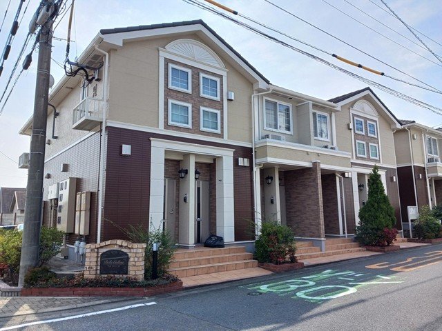 建物外観　落ち着いた雰囲気の外観です