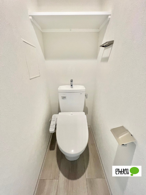 プレサンス塚本ミッドマークのトイレ写真