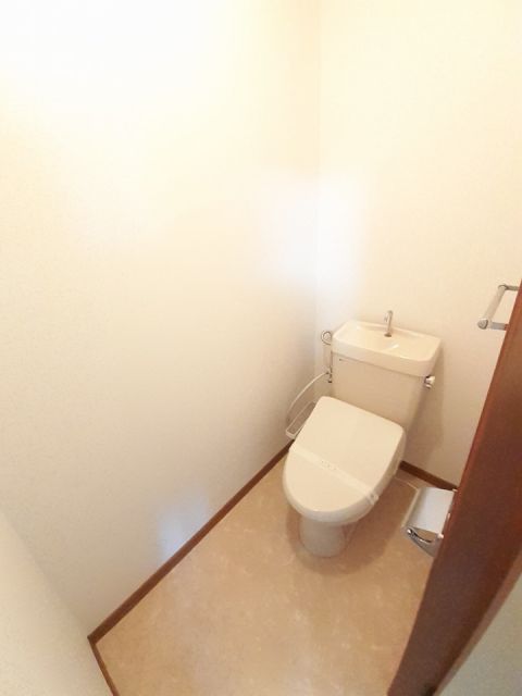ニューシティ山崎のトイレ写真