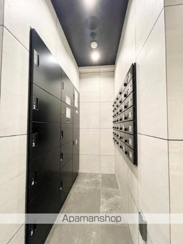 都営三田線 新板橋駅 徒歩2分 12階建 築5年の外観写真