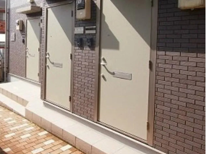 エントランス　ゆとりのあるエントランスです