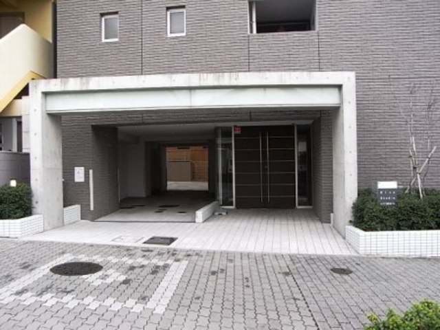 地下鉄桜通線 丸の内駅 徒歩5分 9階建 築21年の外観写真