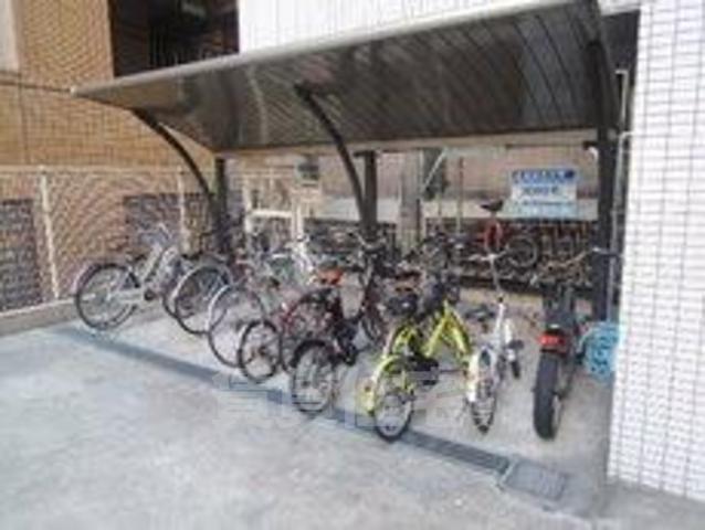 地下鉄桜通線 丸の内駅 徒歩5分 9階建 築21年の外観写真