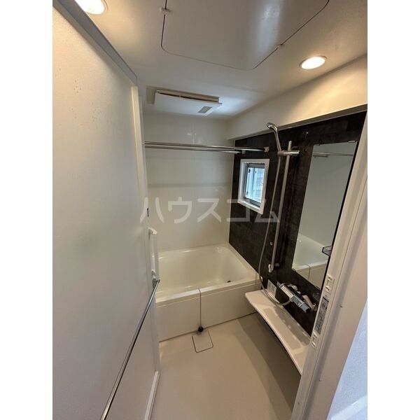 シーズンフラッツ梅田北の風呂写真