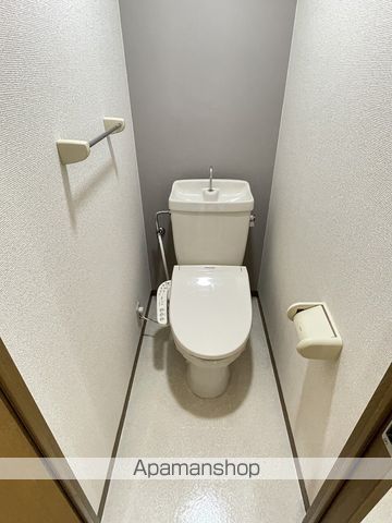 地下鉄鶴舞線 庄内緑地公園駅 徒歩16分 3階建 築31年のトイレ写真