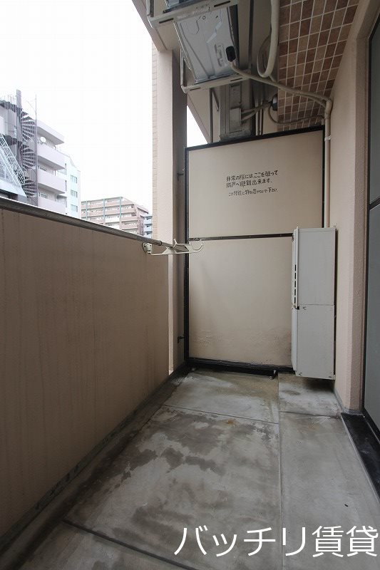 バルコニー　＊画像は別部屋の為イメージ、現状優先致します