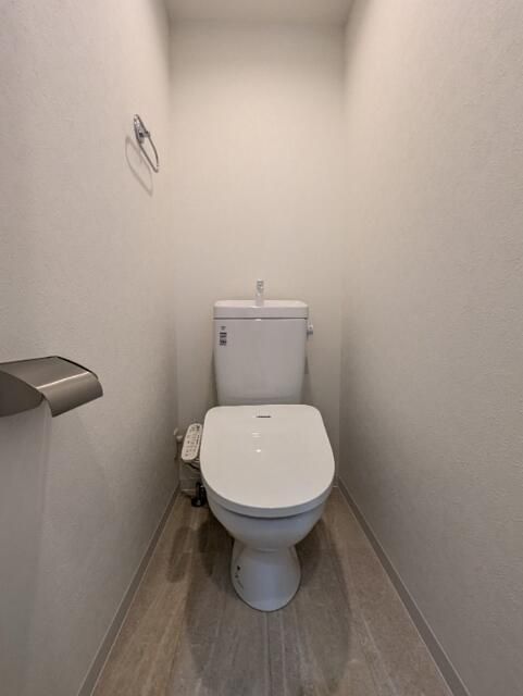 西武池袋線 大泉学園駅 徒歩13分 2階建 築1年のトイレ写真