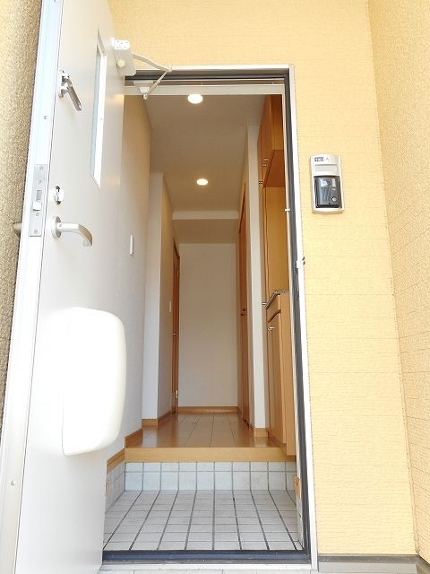 サンリットAの玄関写真