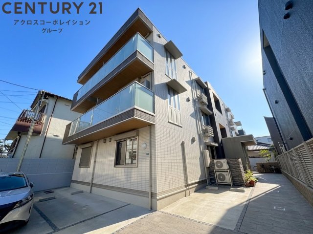 建物外観　オートロック付きで安心です♪