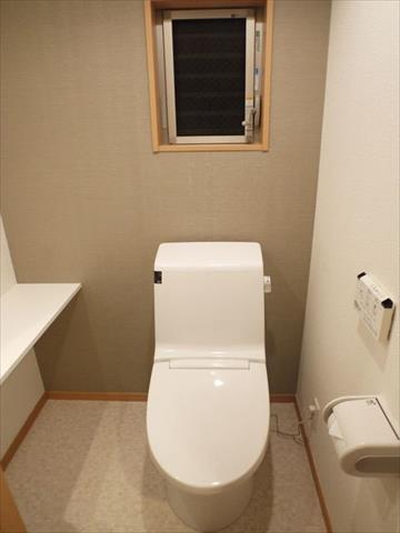 東急東横線 日吉駅 徒歩10分 2階建 築13年のトイレ写真