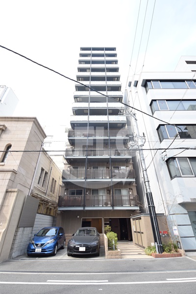 建物外観　アーバンフラッツ心斎橋　スタイリッシュな外観