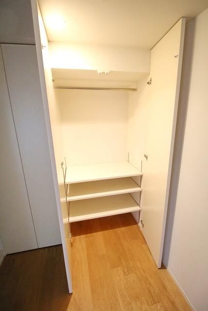 収納　※別部屋の参考写真です。