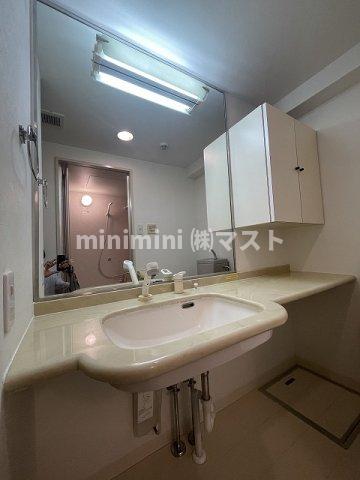 SHINE&SHINE55の内装写真