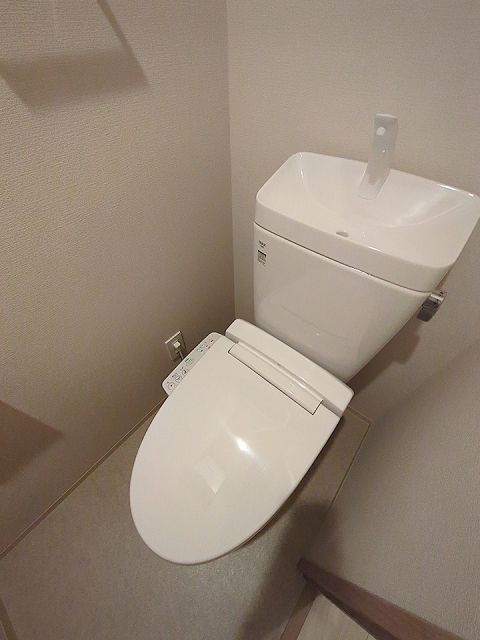 LIME RESIDENCE SHINAGAWA EASTのトイレ写真