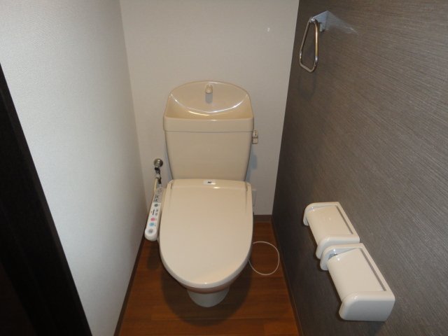 トイレ　シャワー付トイレ