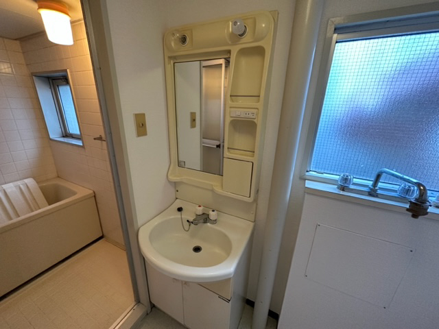 阪急宝塚線 蛍池駅 徒歩7分 3階建 築41年の内装写真