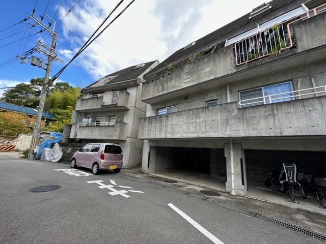 阪急宝塚線 蛍池駅 徒歩7分 築41年