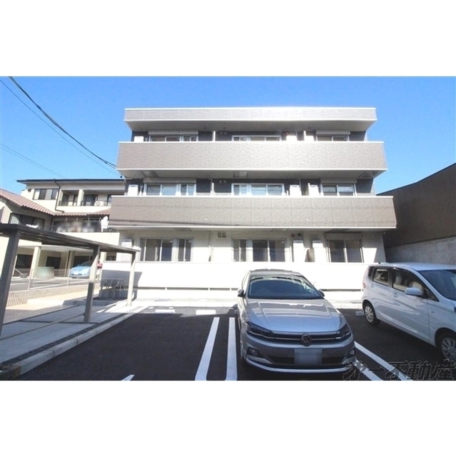 駐車場　外観