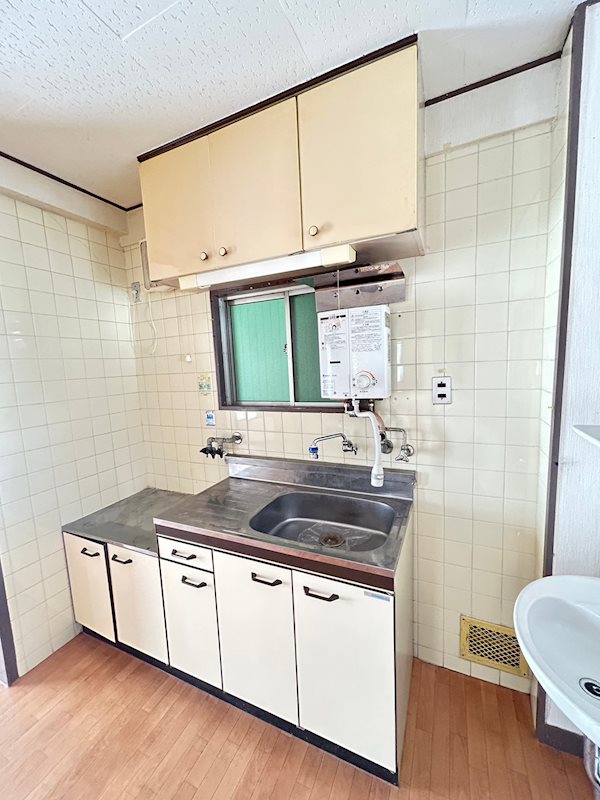 新神戸マンションのキッチン写真