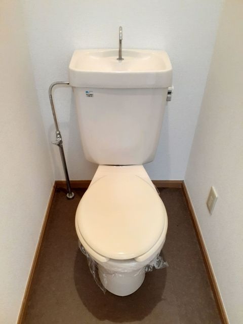 トイレ　図面と現状に相違がある場合には現状を優先