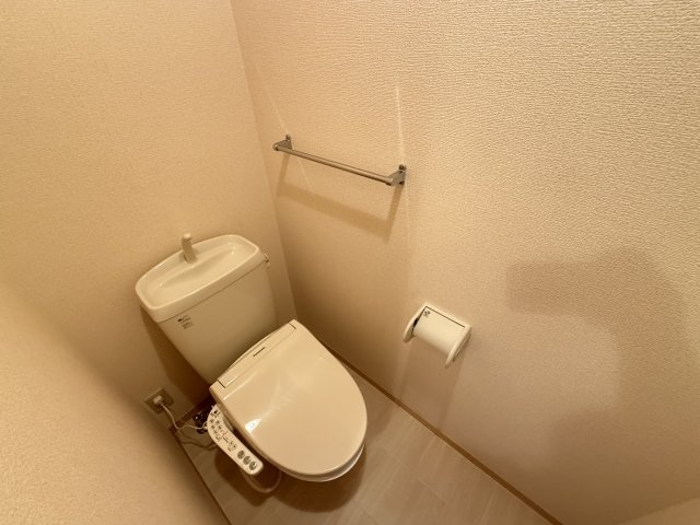トイレ　※写真は類似です