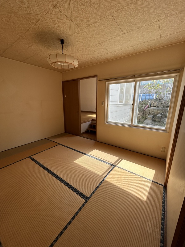 小橋内町2-6-17借家の内装写真