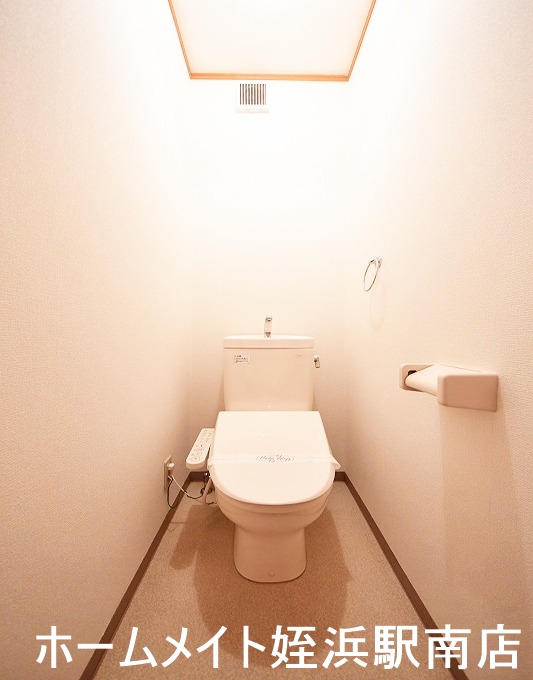 トイレ　★温水洗浄暖房便座は設備です♪★※別部屋参考写真