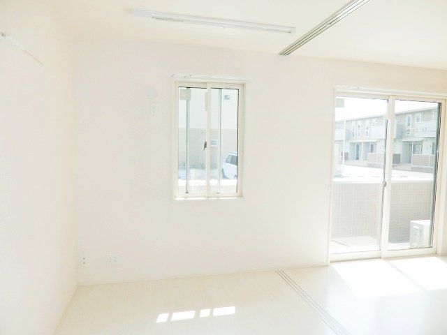 その他部屋・スペース　リビングと繋げて広く使うことも出来ますね