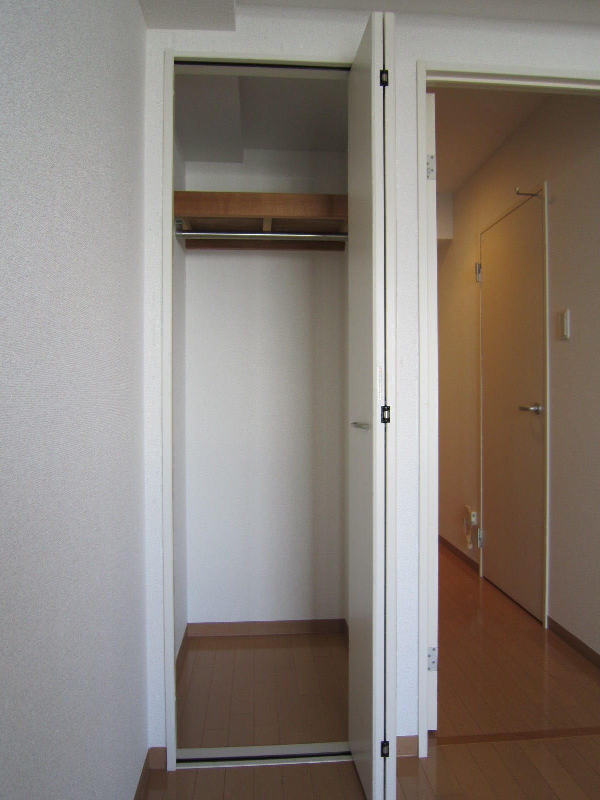 収納　洋室クローゼット