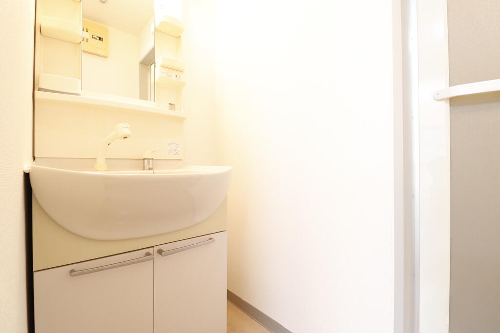 洗面設備　独立洗面台です♪