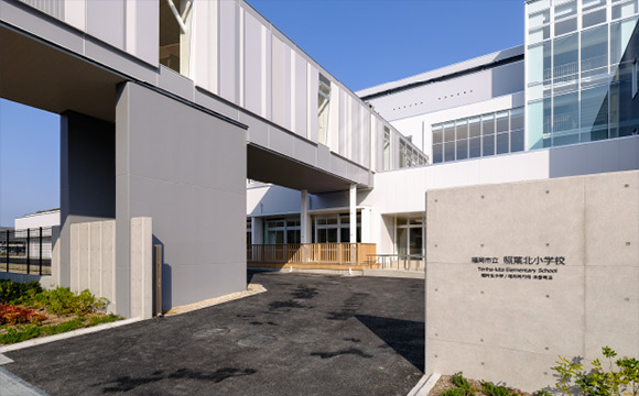 小学校　福岡市立照葉北小学校（小学校）まで300m