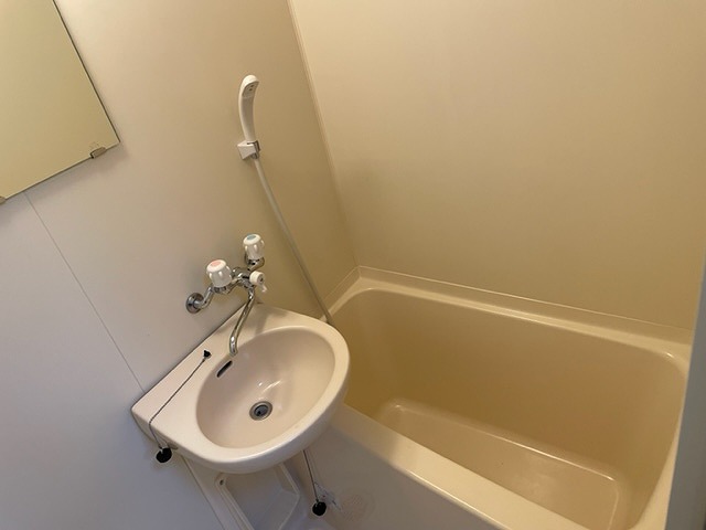 バス・シャワールーム　同タイプ